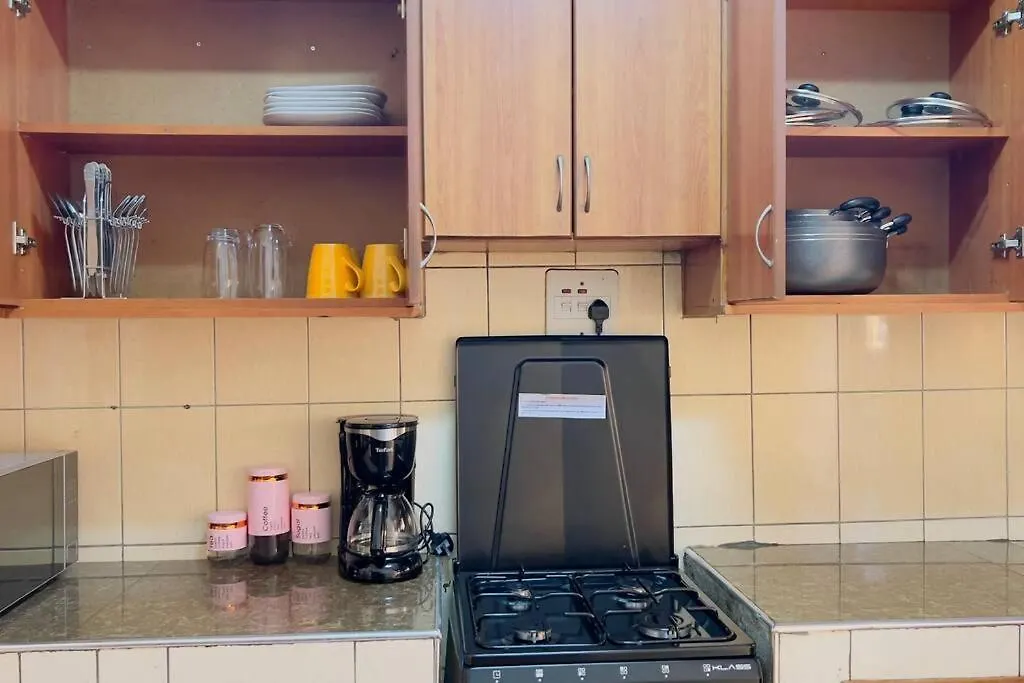 Cozy Living By Miranda, Acacia Unlimited Wifi Netflix Free Parking Apartment Kampala Uganda
