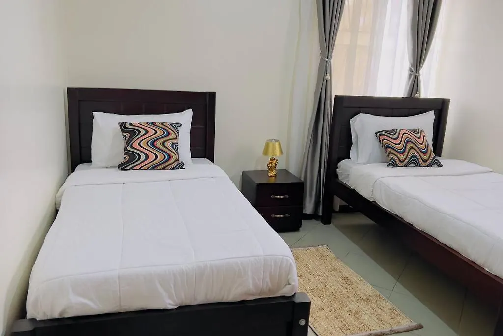 Cozy Living By Miranda, Acacia Unlimited Wifi Netflix Free Parking Apartment Kampala